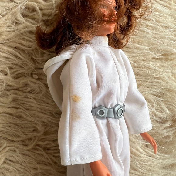 1977 Princess Leia 12” doll - Picture 4 of 5